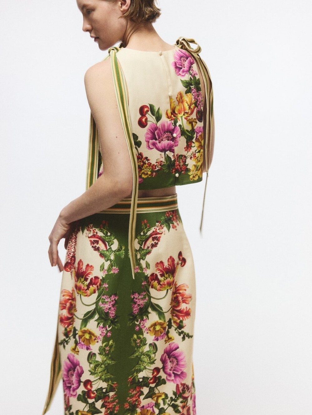 H&M Tie-strap Floral Cropped Top Green_floral Bnwt - Picture 3 of 10